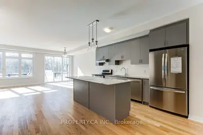 Condo Townhouse in Markham