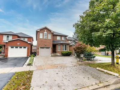 Detached in Vaughan