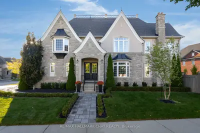 Detached in King