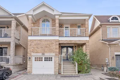 Detached in Vaughan