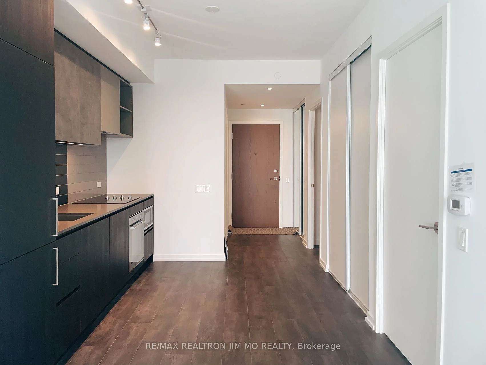 7890 Jane Street 3103, Vaughan, ON L4K 0K9