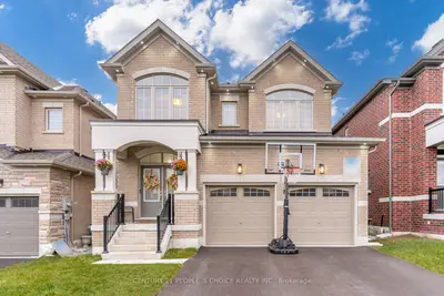 Detached in Innisfil
