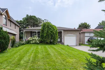 Detached in Markham