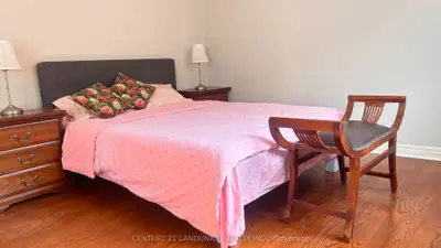 Detached in Richmond Hill
