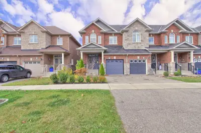 Att/Row/Townhouse in Georgina