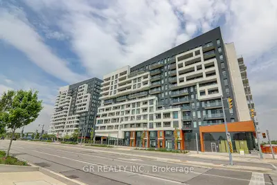 Condo Apartment in Markham