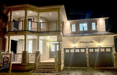 Detached in Richmond Hill