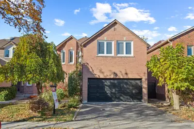 Detached in Vaughan