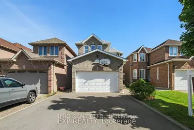 Detached in Vaughan