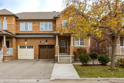 Semi-Detached in Vaughan