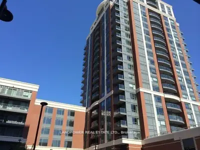Condo Apartment in Markham