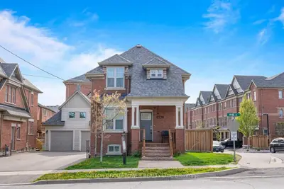 Detached in Vaughan