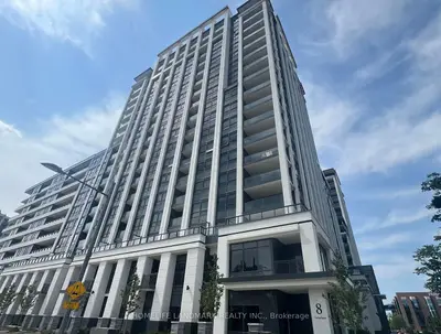 Common Element Condo in Markham