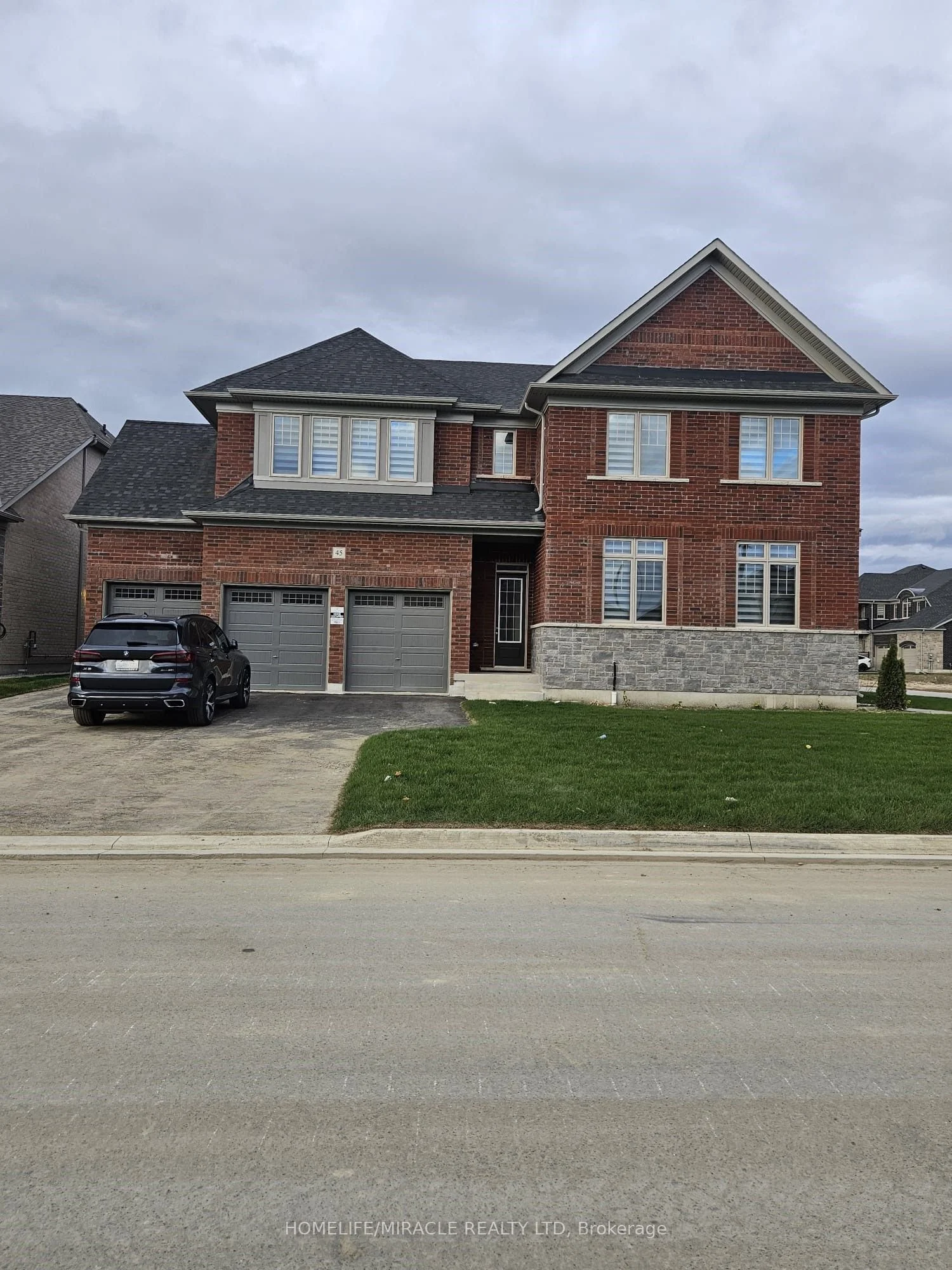 45 Bellflower Crescent, Adjala-tosorontio, On L0g 1w0