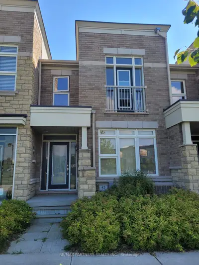 Att/Row/Townhouse in Markham