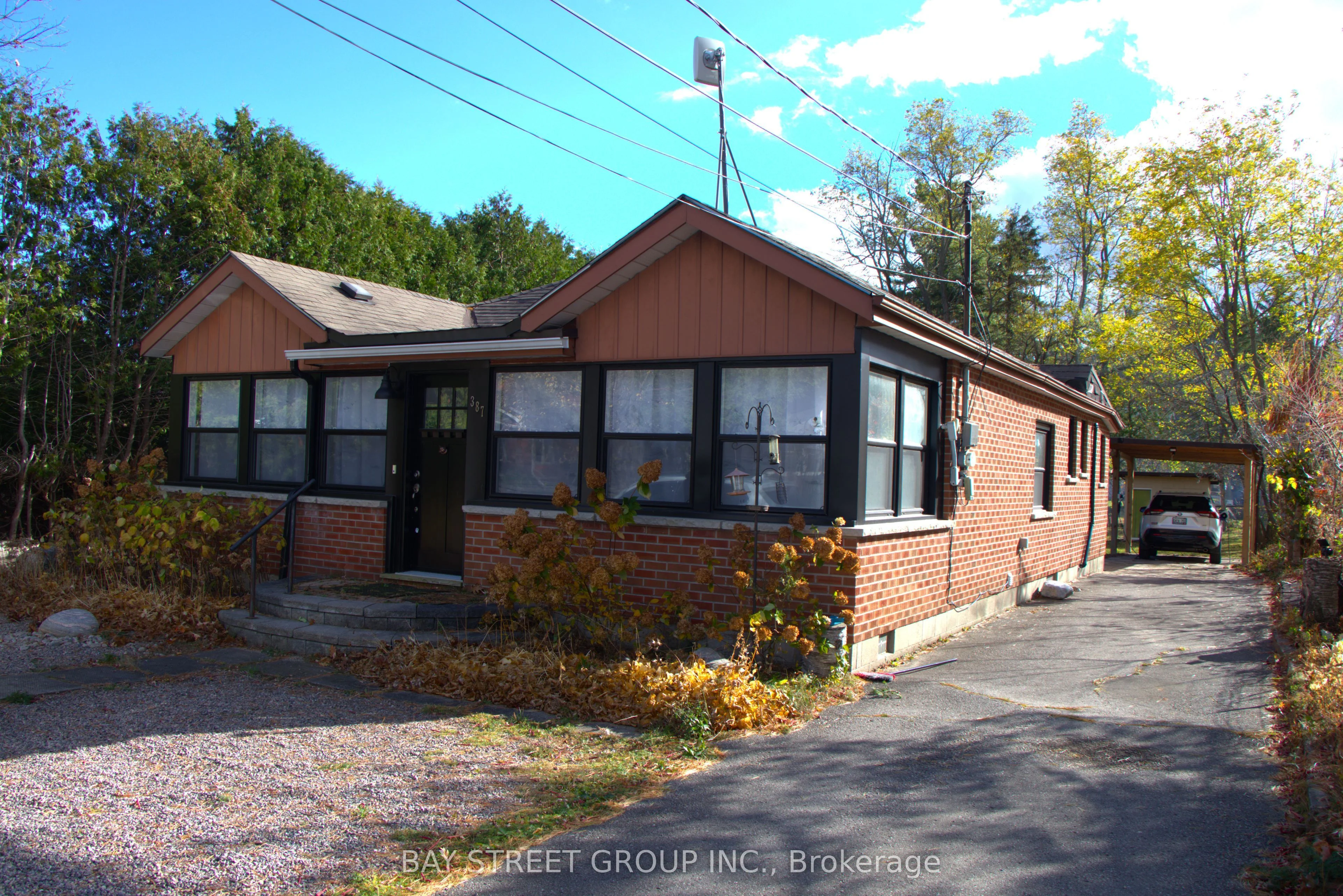 387 Raines Street, Georgina, On L4p 3c8