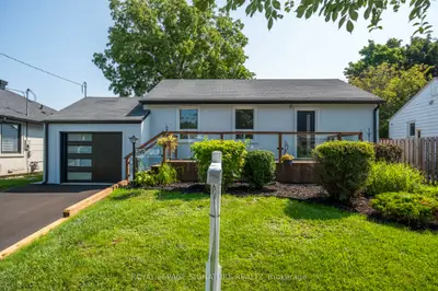 Detached in Newmarket