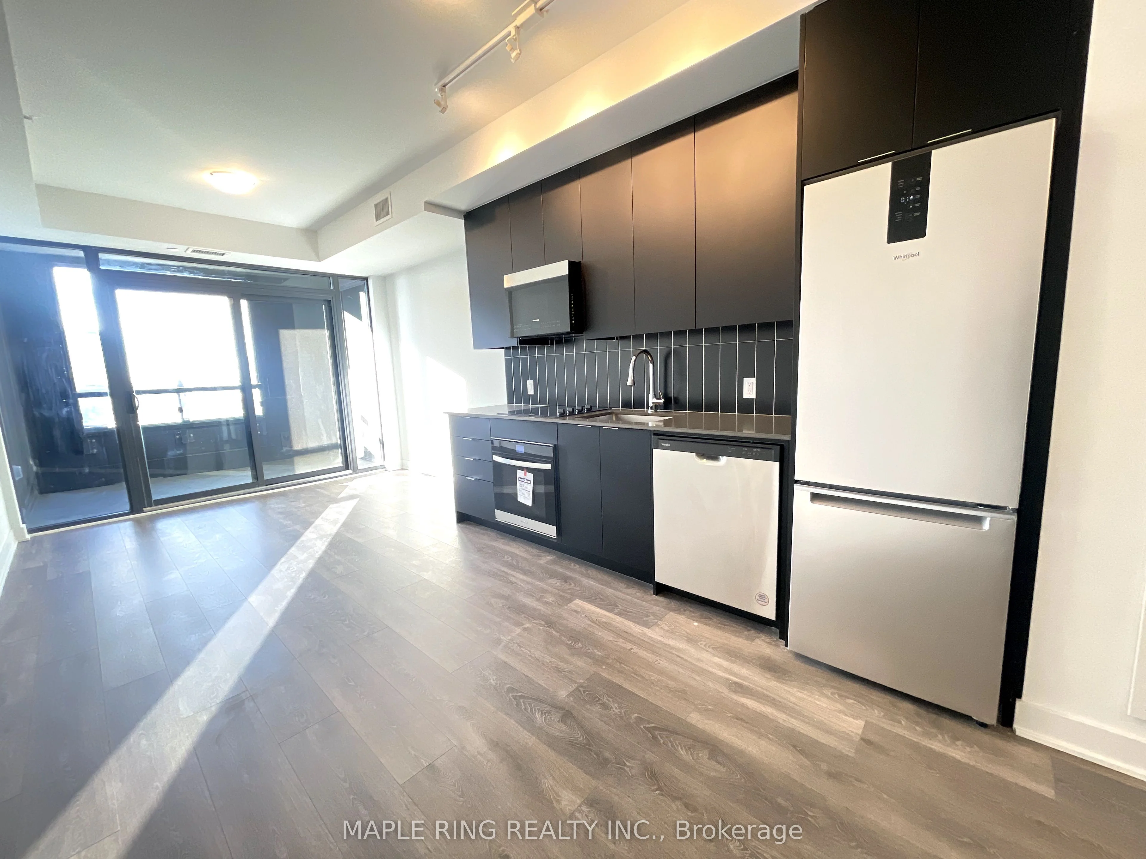 2920 Highway 7 Road 713, Vaughan, On L4k 0p4