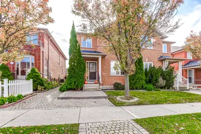 Semi-Detached in Vaughan