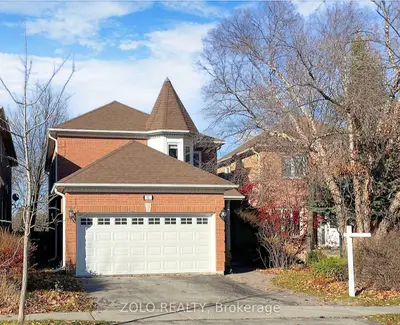 Detached in Richmond Hill