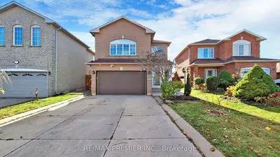 Detached in Vaughan