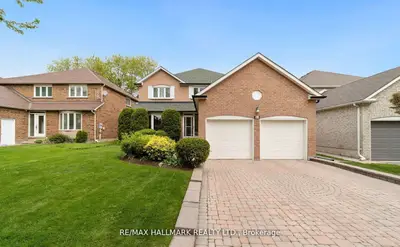 Detached in Richmond Hill