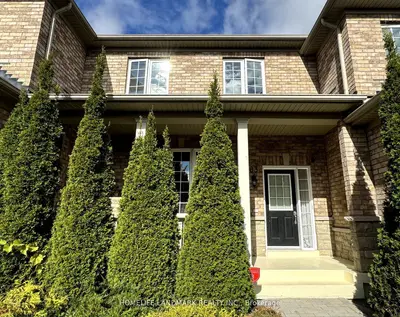 Att/Row/Townhouse in Markham