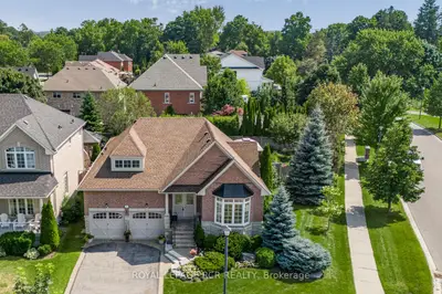 Detached in Uxbridge