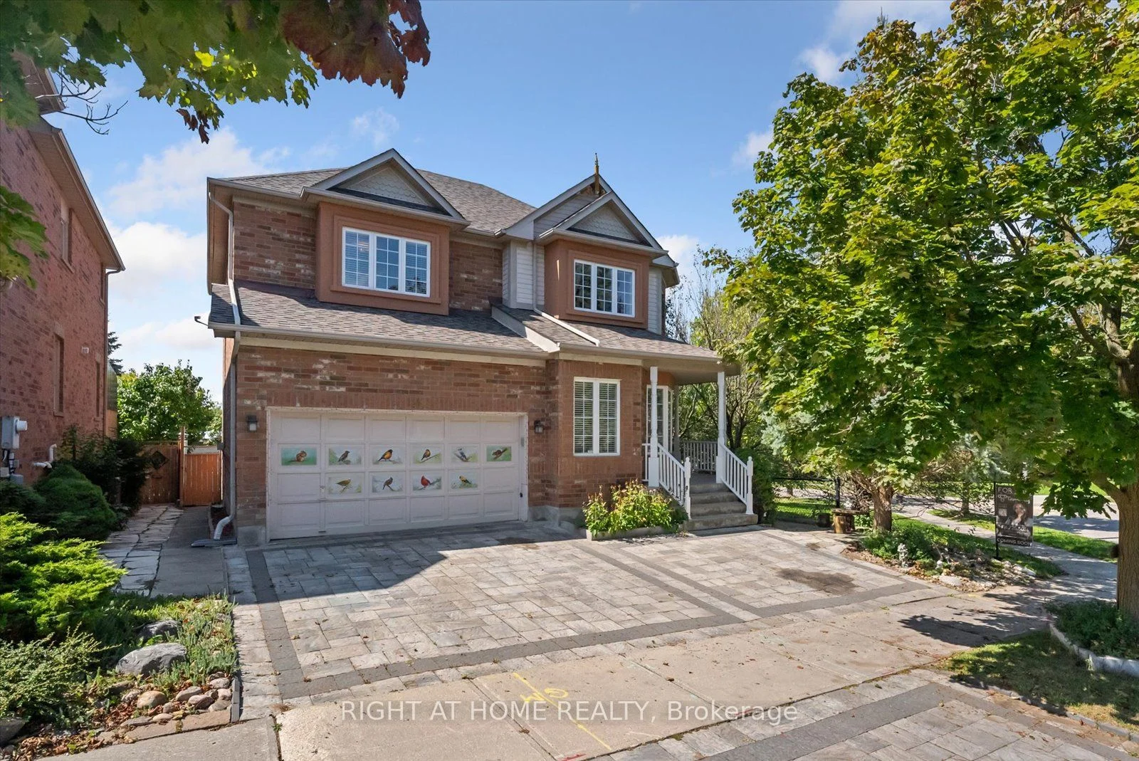 Detached in Aurora