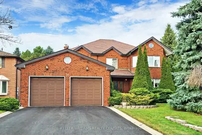 Detached in Bradford West Gwillimbury