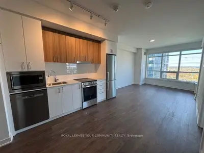 Condo Apartment in Vaughan