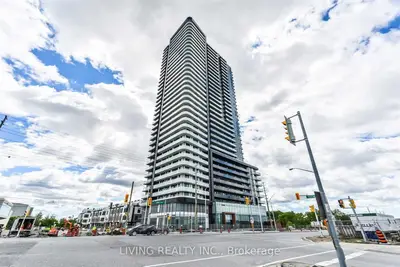 Common Element Condo in Vaughan