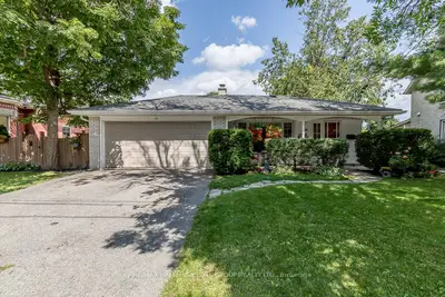 Detached in Aurora
