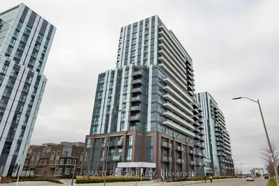 Condo Apartment in Vaughan