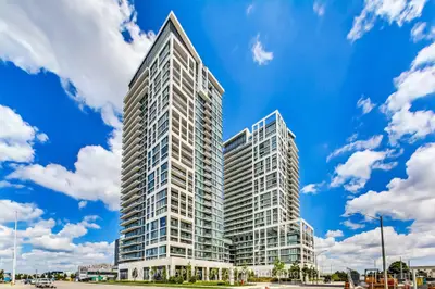 Condo Apartment in Vaughan