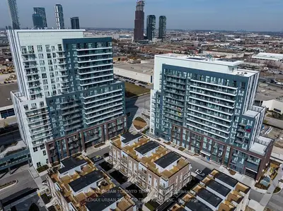 Condo Apartment in Vaughan