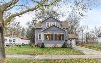 Detached in New Tecumseth