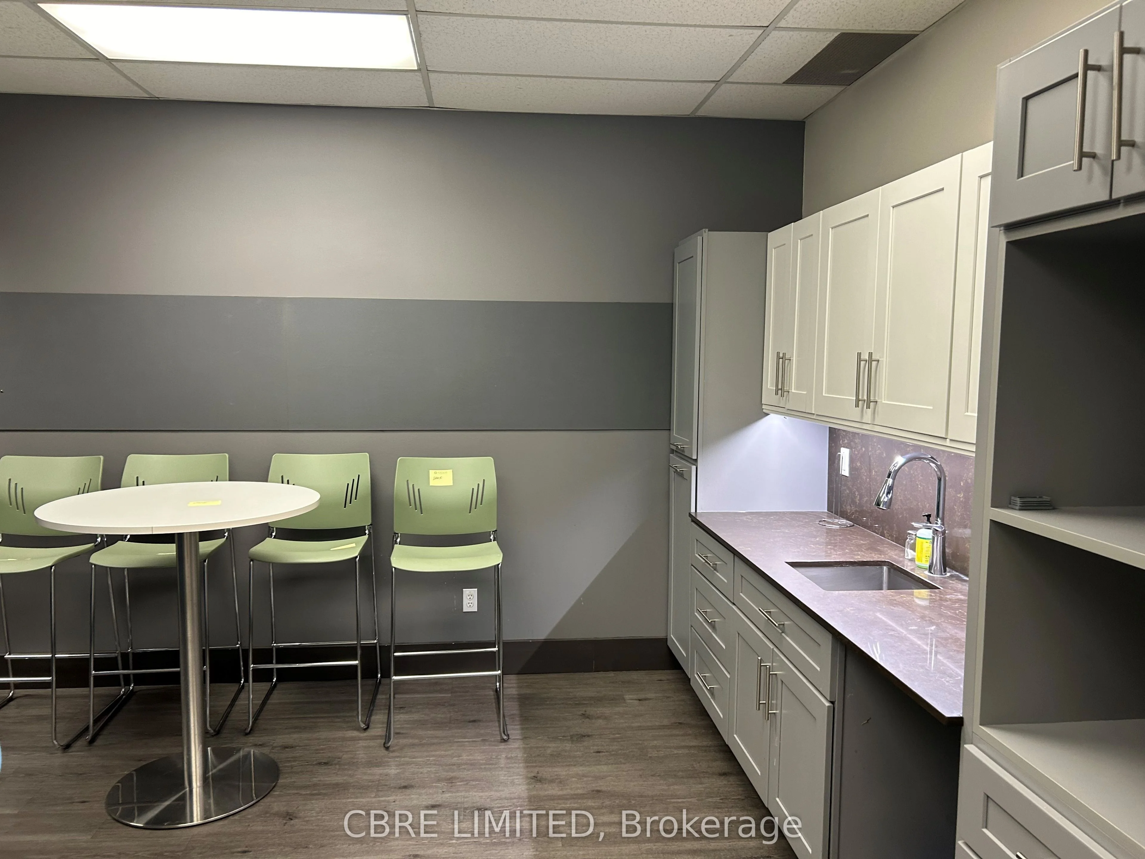 7100 Woodbine Avenue 301, Markham, ON L3R 5J2