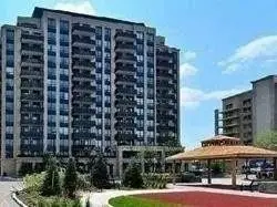 Condo Apartment in Vaughan