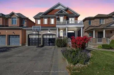 Detached in Aurora