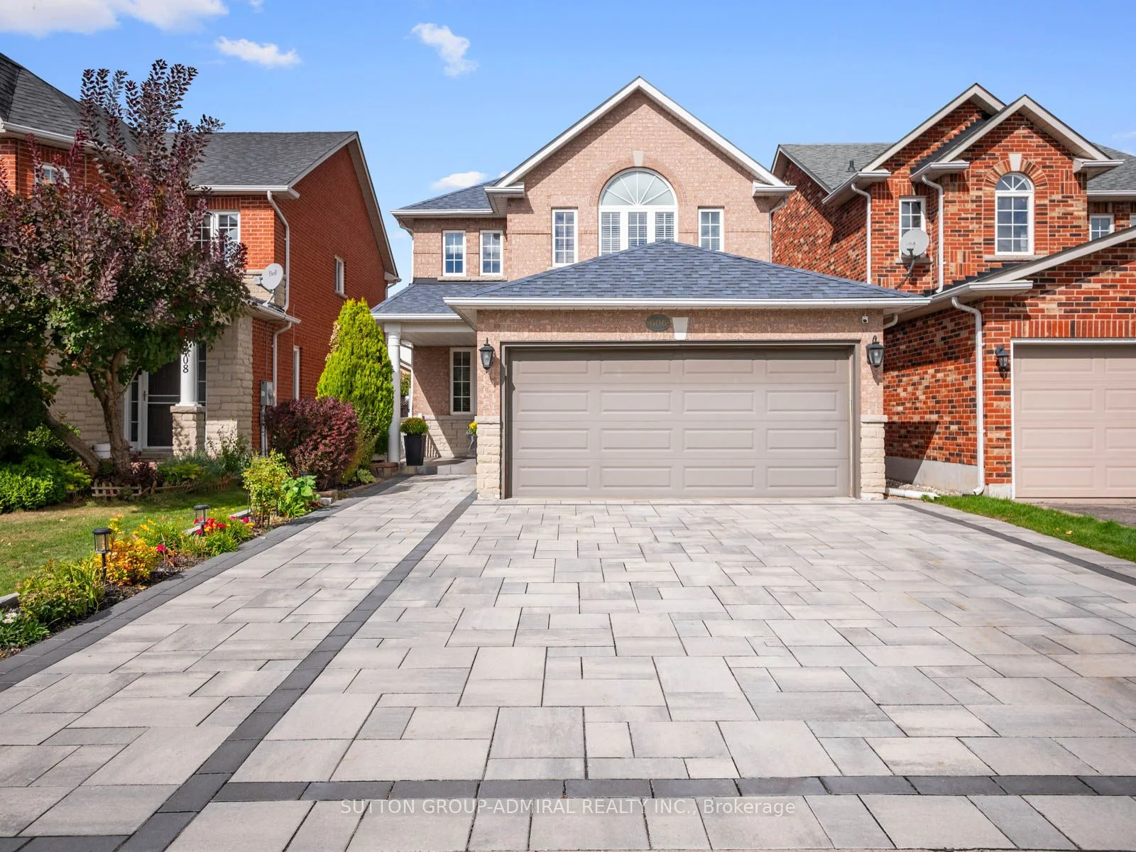 Detached in Newmarket