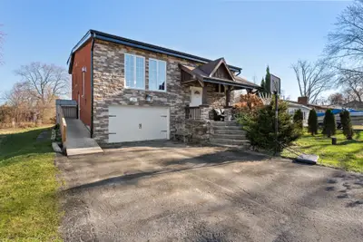 Detached in Georgina