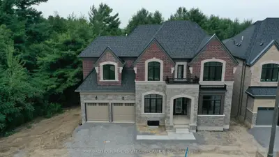 Detached in Richmond Hill