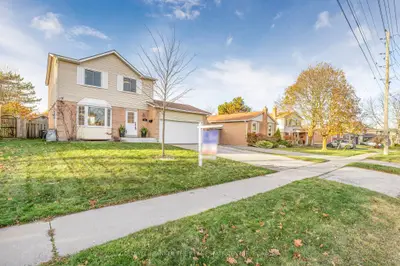 Detached in Newmarket