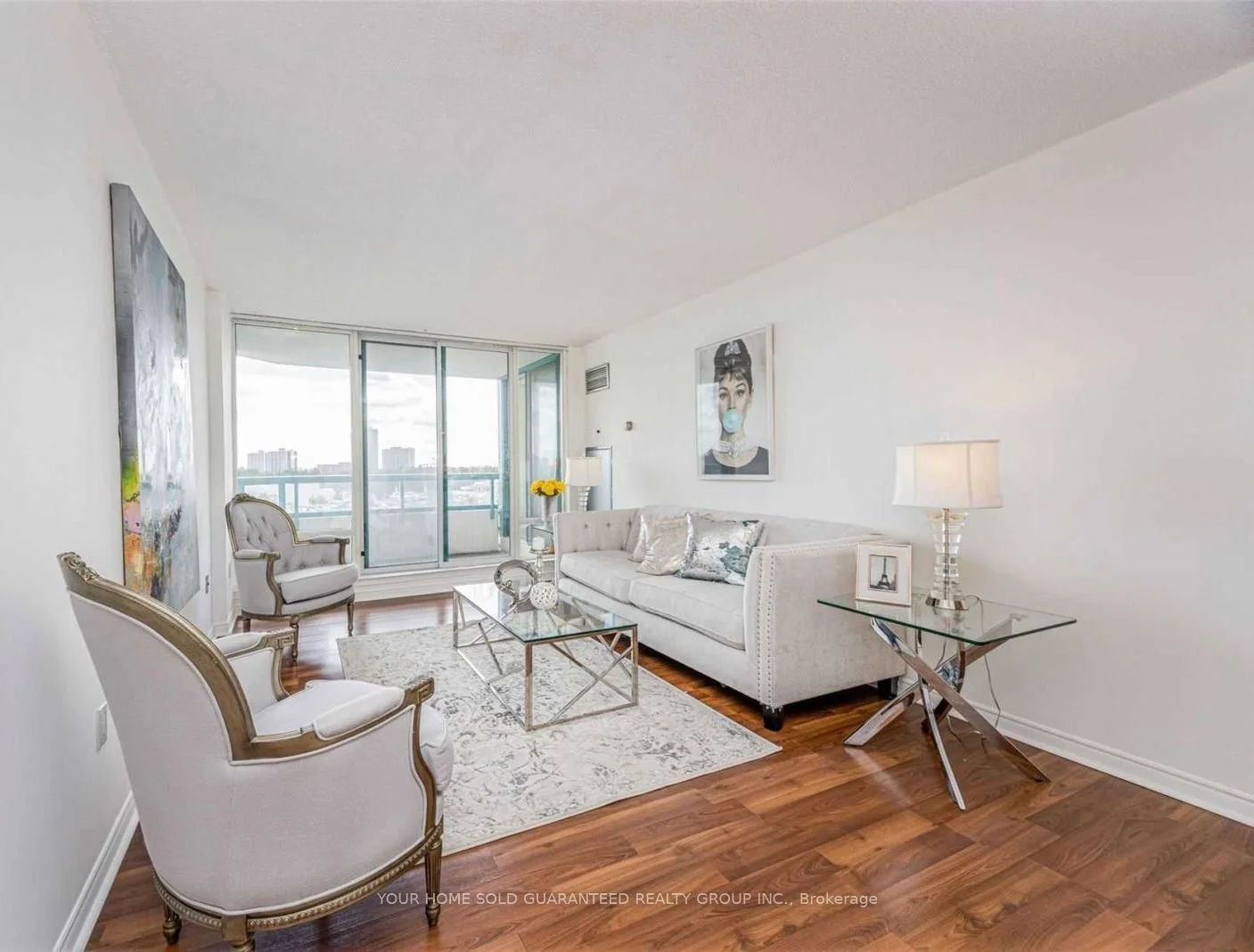 7250 Yonge Street S 909, Vaughan, ON L4J 7X1
