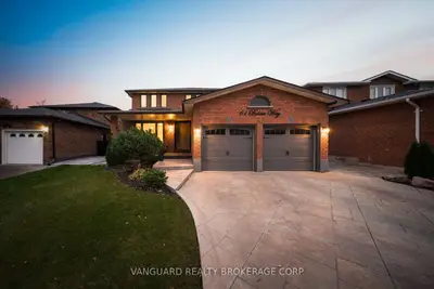 Detached in Vaughan