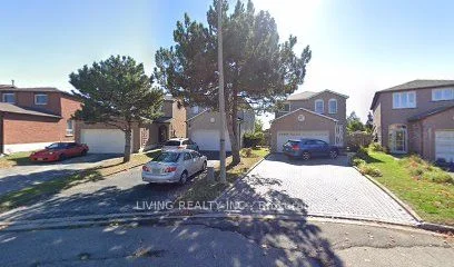 Detached in Markham