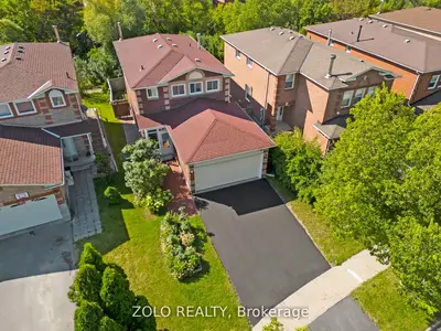 Detached in Richmond Hill