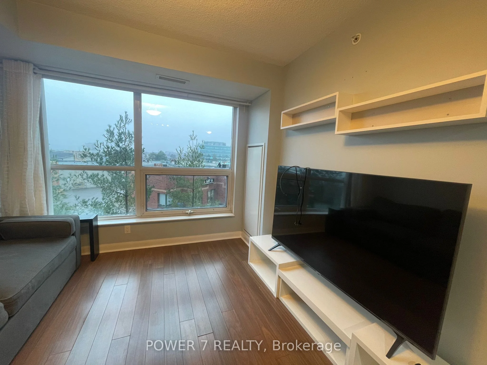 75 Norman Bethune Avenue 311, Richmond Hill, On L4b 0b6