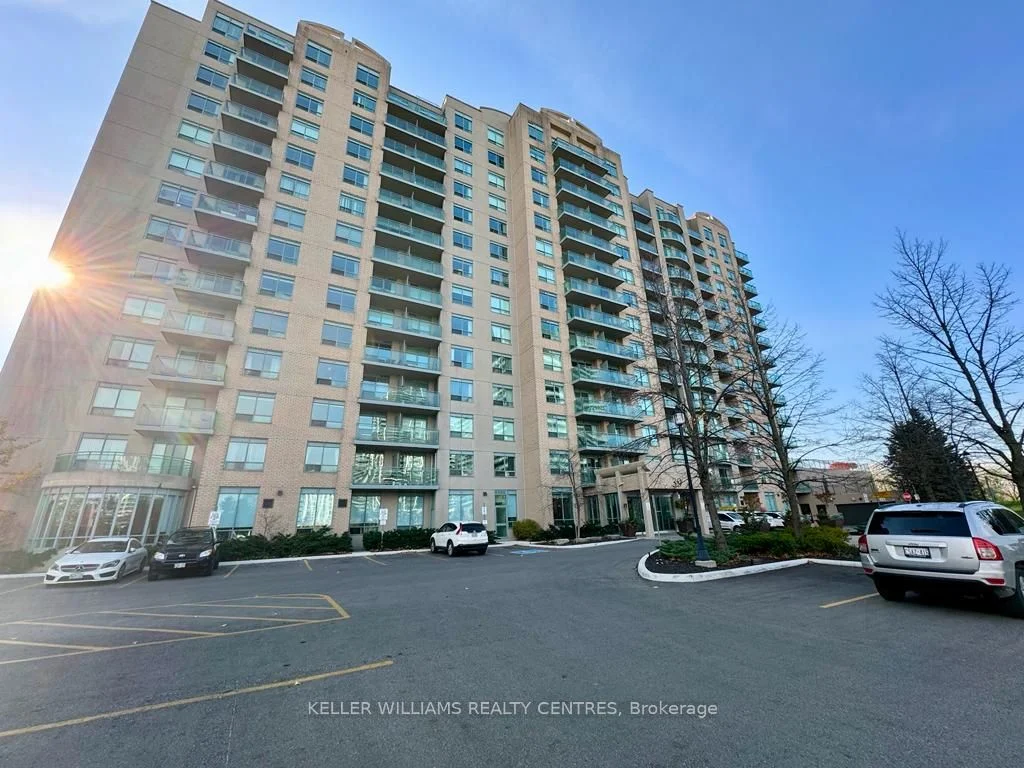Condo Apartment in Richmond Hill